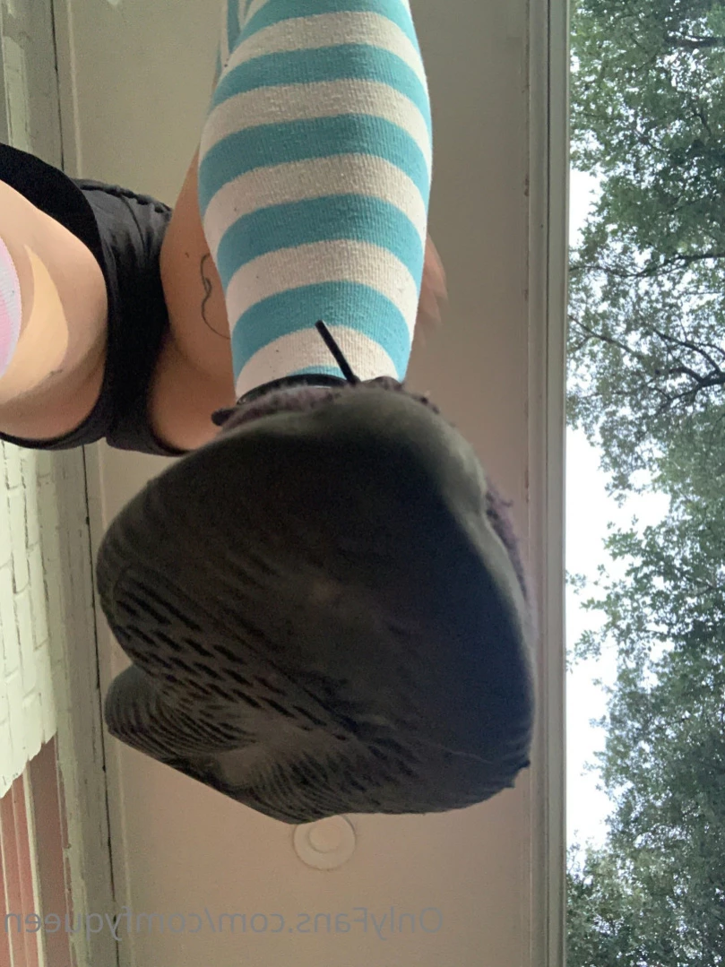 LuxxxTheFox [ comfyqueen ] Onlyfans leaked photo 12373185 on Hotleaks.tv