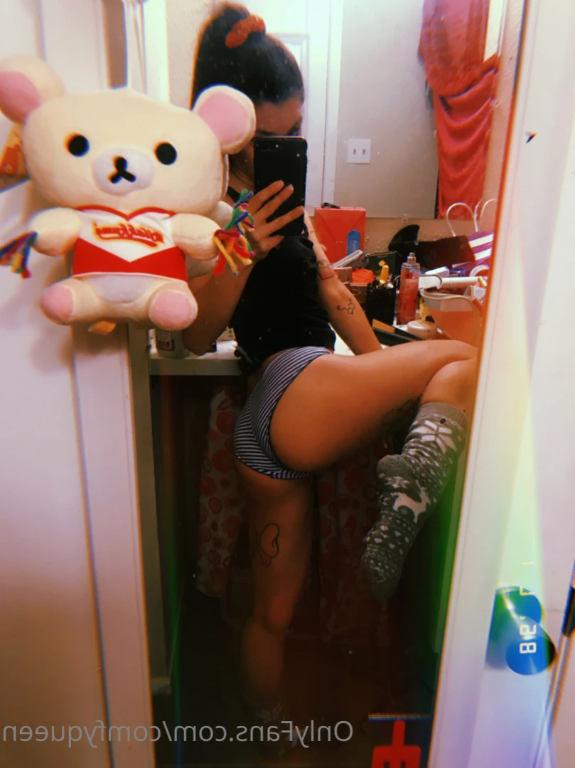 LuxxxTheFox [ comfyqueen ] Onlyfans leaked photo 12373872 on Hotleaks.tv