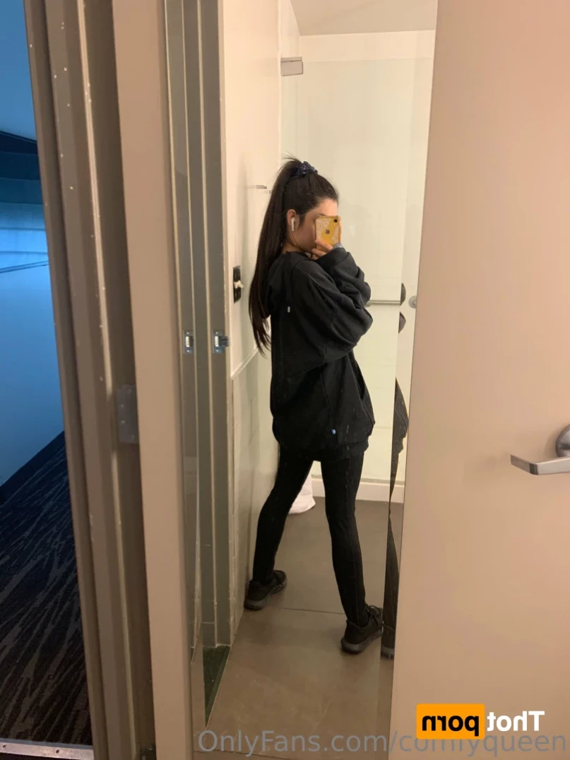 LuxxxTheFox [ comfyqueen ] Onlyfans leaked photo 13937476 on Hotleaks.tv