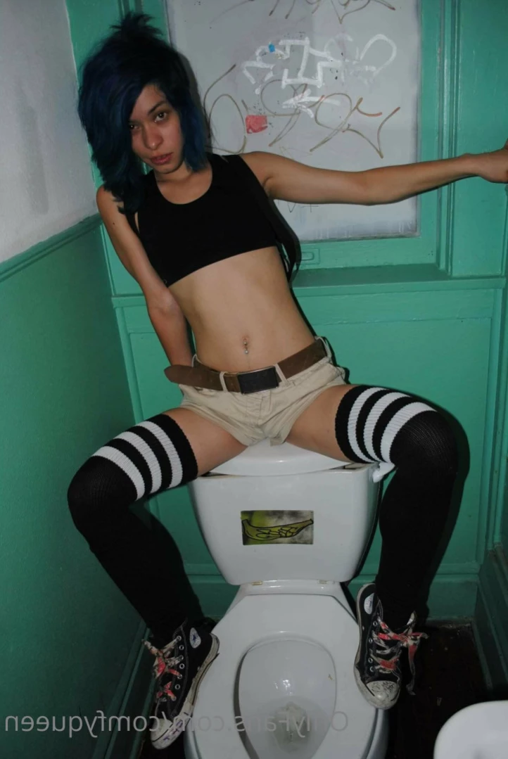 LuxxxTheFox [ comfyqueen ] Onlyfans leaked photo 14076722 on Hotleaks.tv