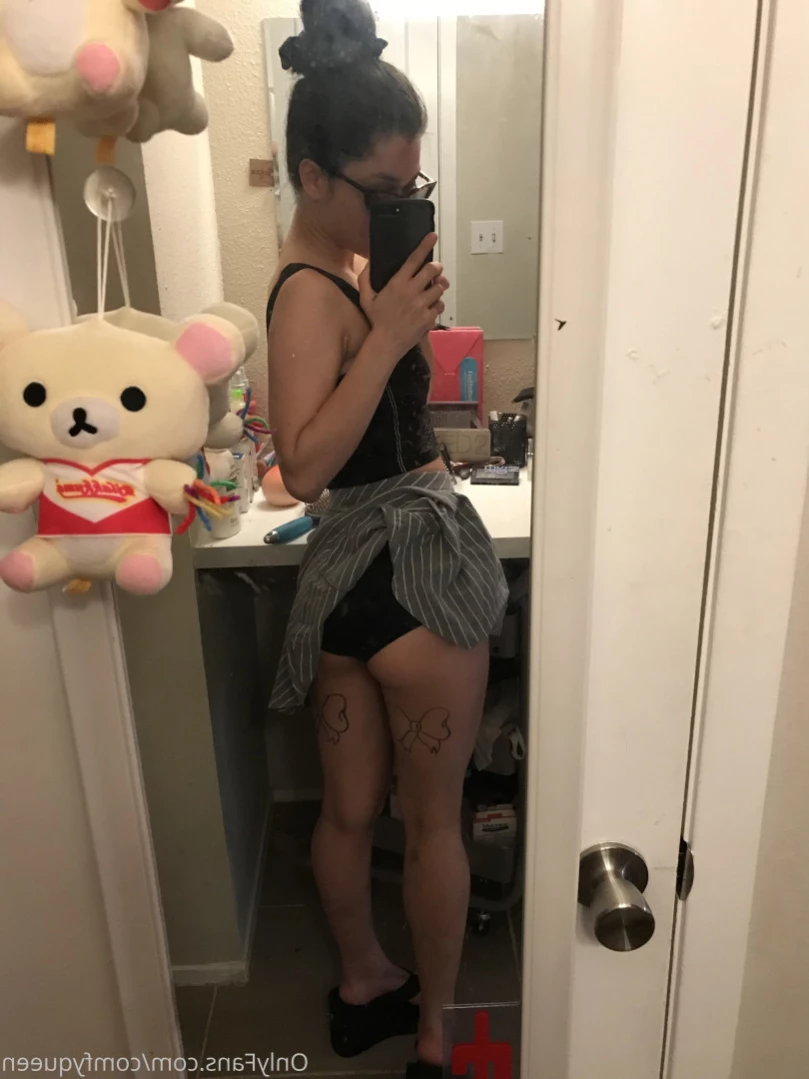 LuxxxTheFox [ comfyqueen ] Onlyfans leaked photo 14250966 on Hotleaks.tv