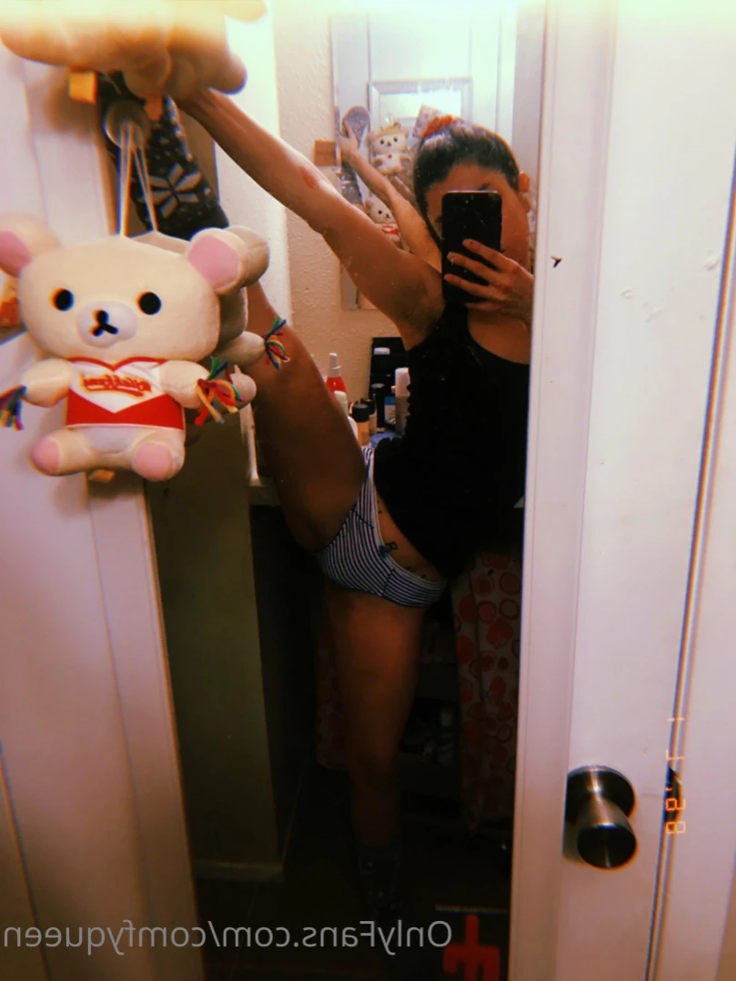 LuxxxTheFox [ comfyqueen ] Onlyfans leaked photo 15492581 on Hotleaks.tv