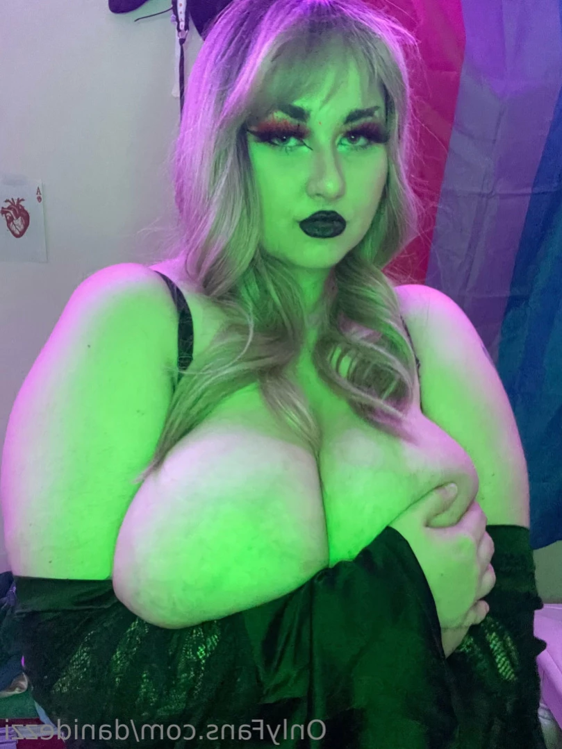 🖤⛓ dani dezzi ⛓🖤 [ danidezzi ] Onlyfans leaked photo 12415954 on Hotleaks.tv