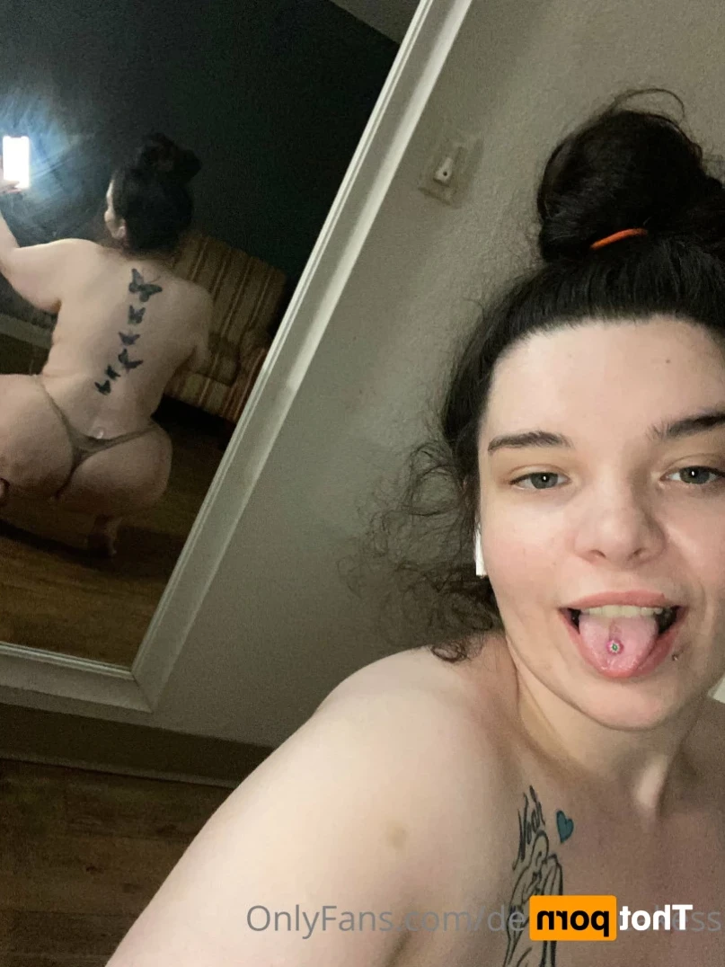 𝑫𝒆𝒃𝒃𝒊𝒆𝒆 😋💦 [ debbieecakess ] Onlyfans leaked photo 13530817 on Hotleaks.tv