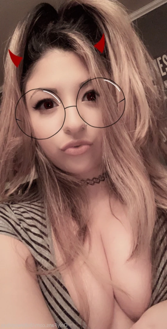 Its DOLLIE betch 😜🤟🏼 [ dolliewoodxxx ] Onlyfans leaked photo 11426671 on Hotleaks.tv