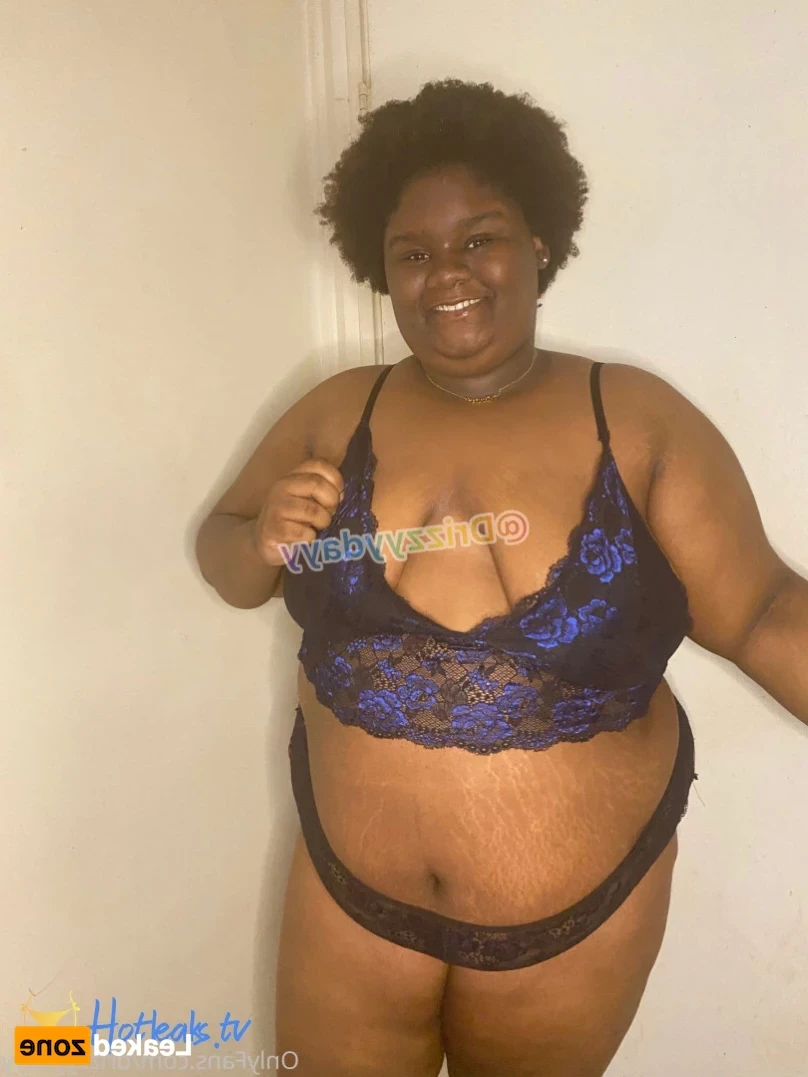 Day [ drizzyydayy ] Onlyfans leaked photo 14735420 on Hotleaks.tv