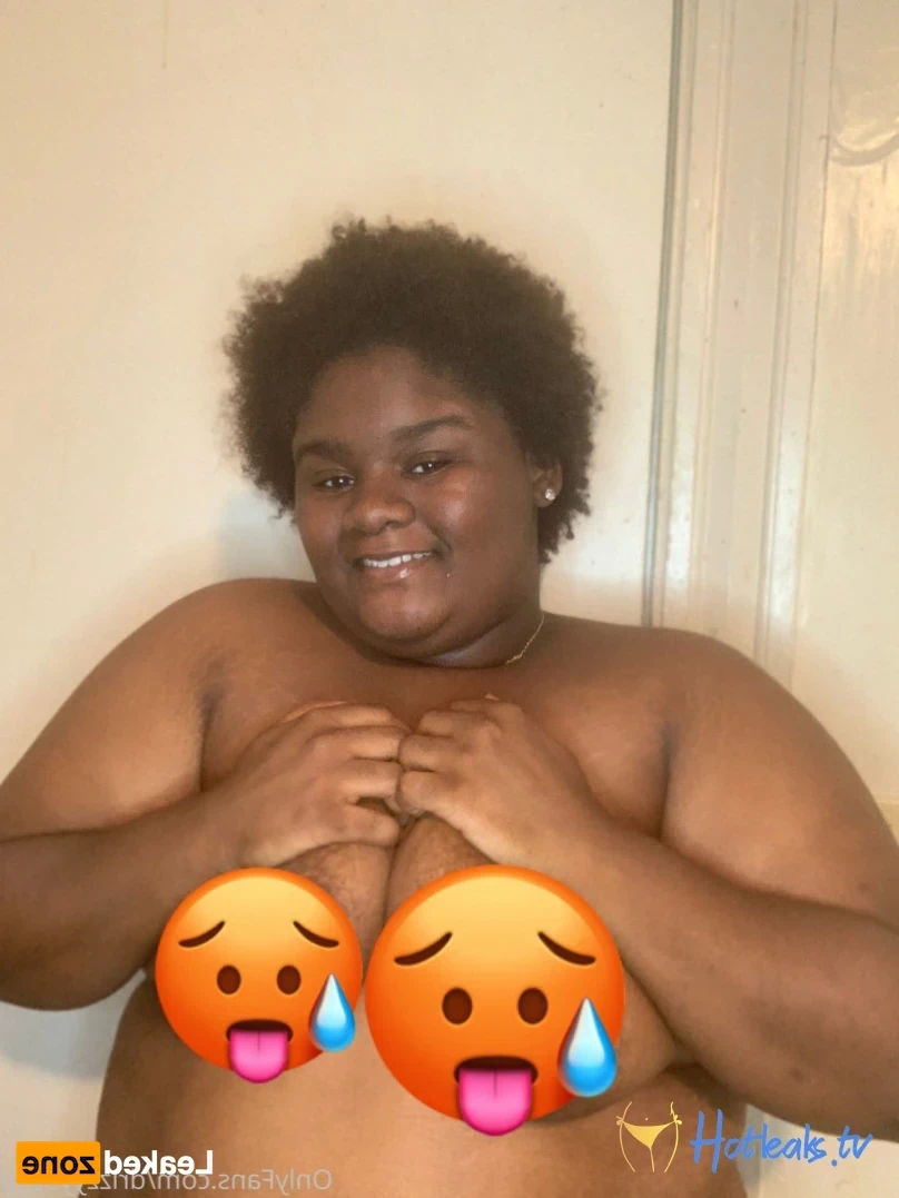 Day [ drizzyydayy ] Onlyfans leaked photo 14828240 on Hotleaks.tv