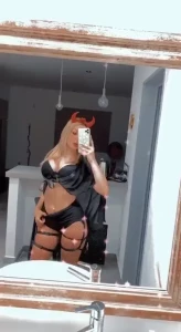 1648519