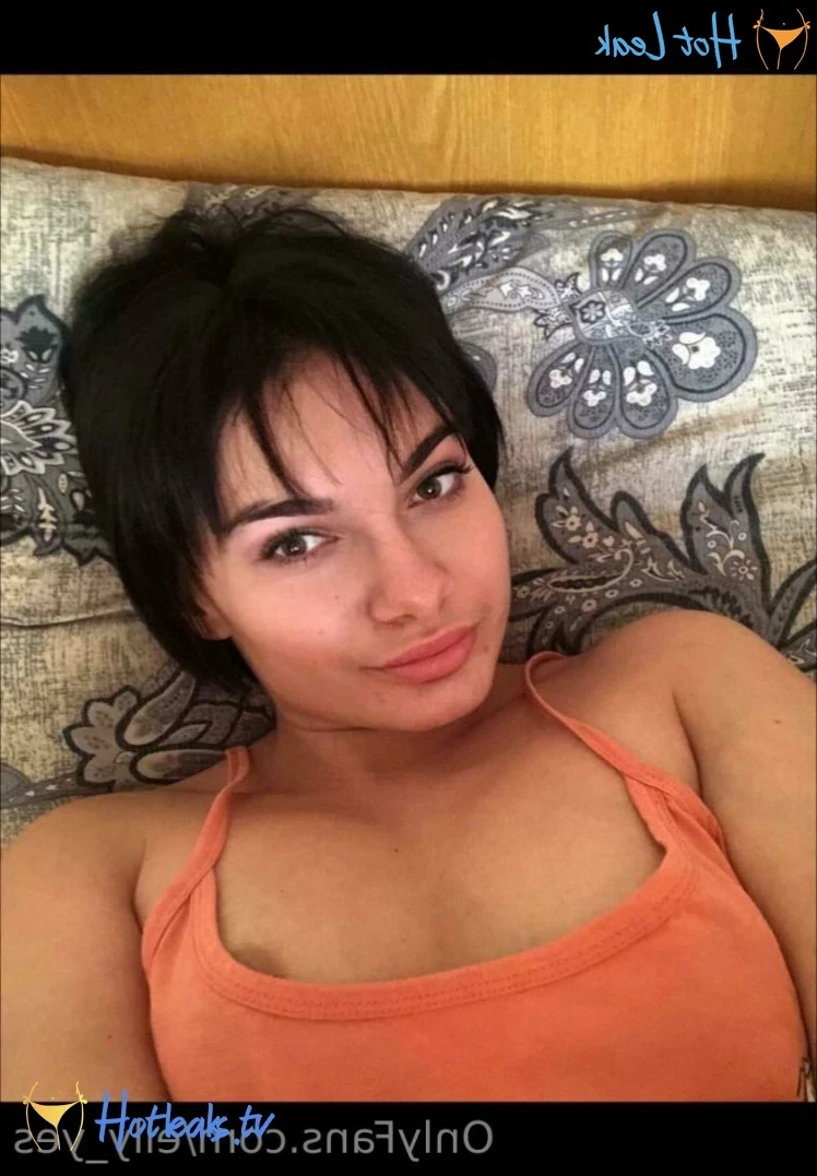Just Elly [ elly_yes ] Onlyfans leaked photo 12323946 on Hotleaks.tv
