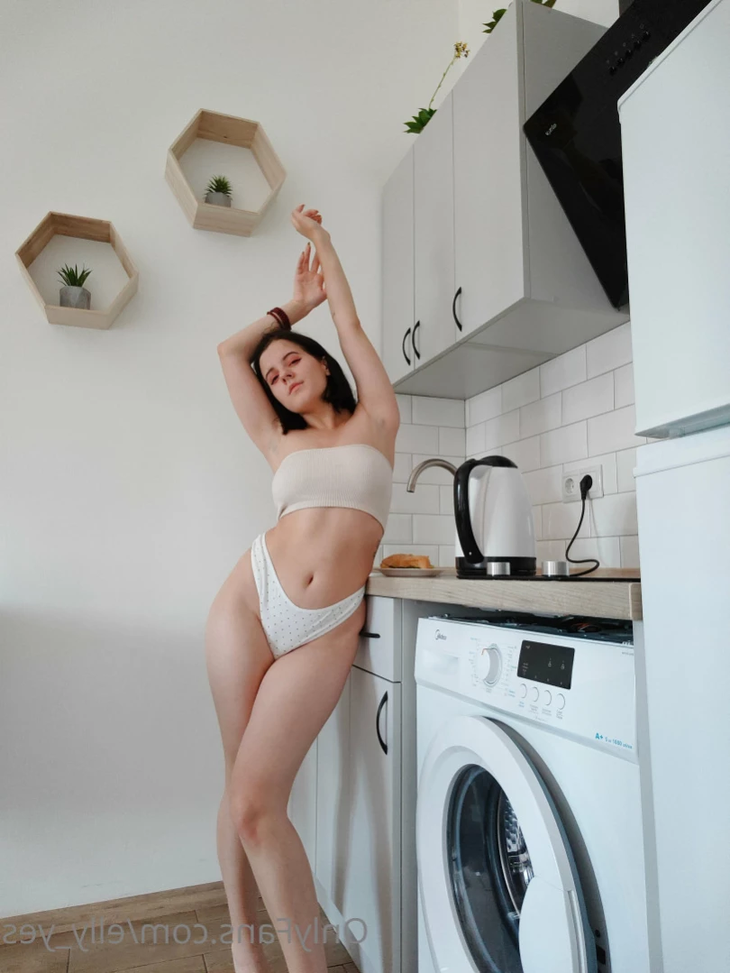 Just Elly [ elly_yes ] Onlyfans leaked photo 12400214 on Hotleaks.tv