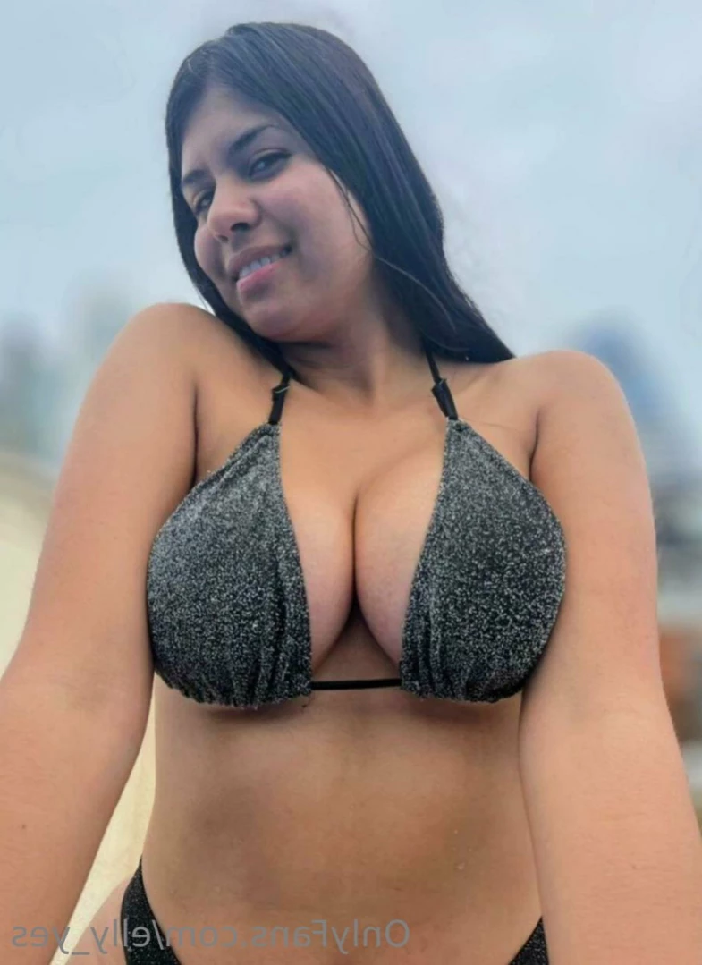 Just Elly [ elly_yes ] Onlyfans leaked photo 12400290 on Hotleaks.tv