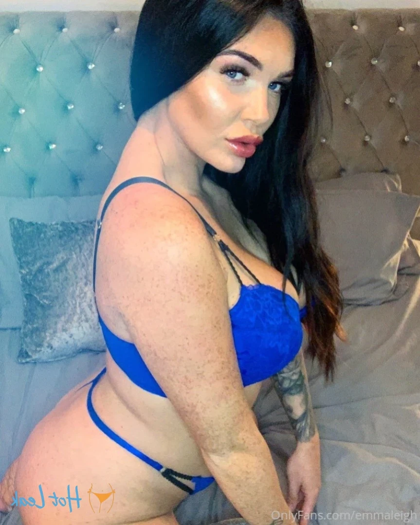 FRECKLES , ASS &amp; 36H NATURAL TITS [ emmaleigh ] Onlyfans leaked photo 11731040 on Hotleaks.tv