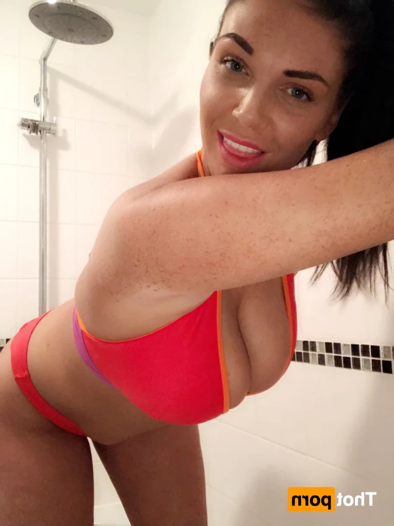 FRECKLES , ASS &amp; 36H NATURAL TITS [ emmaleigh ] Onlyfans leaked photo 12022828 on Hotleaks.tv