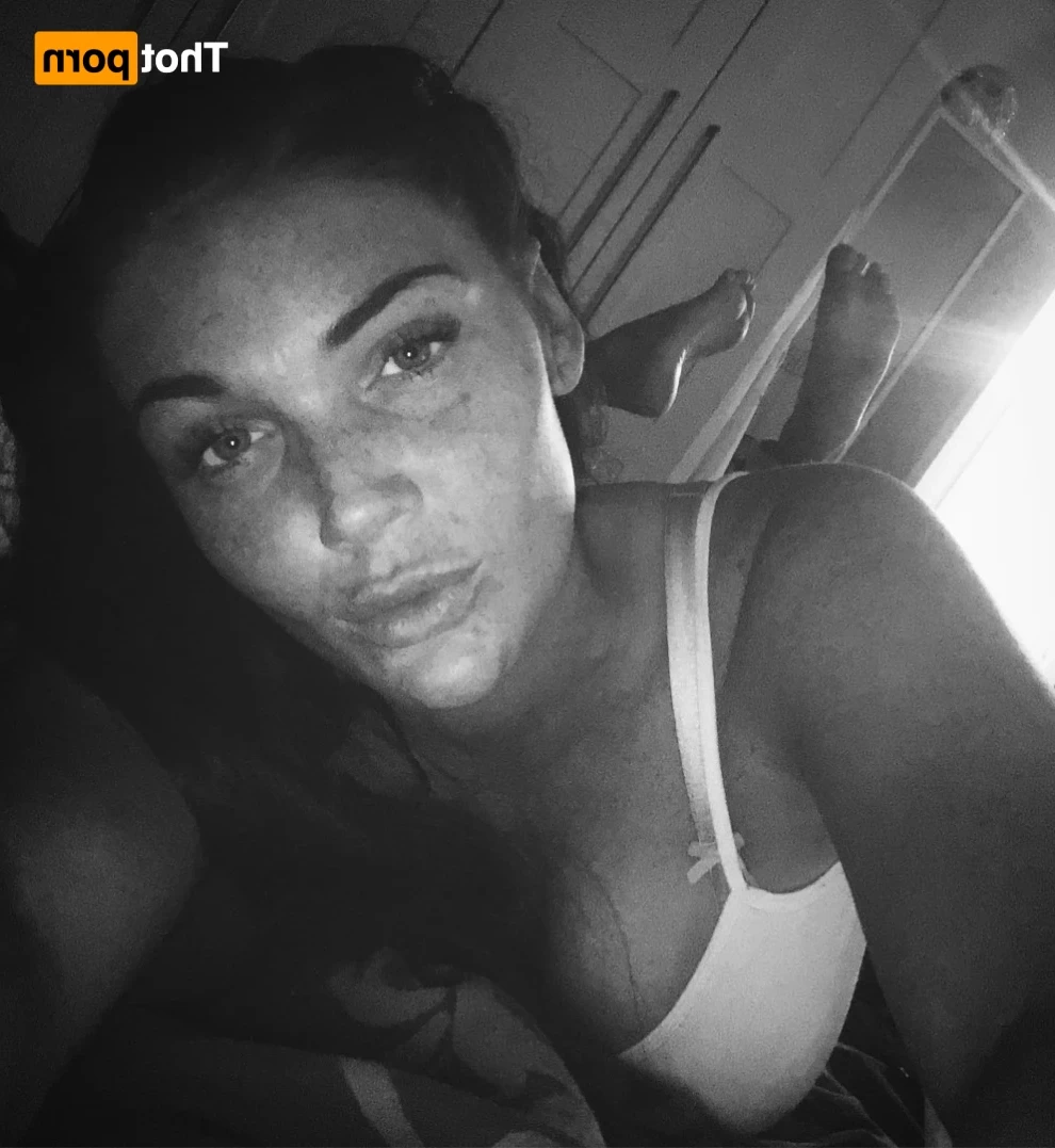 FRECKLES , ASS &amp; 36H NATURAL TITS [ emmaleigh ] Onlyfans leaked photo 13217392 on Hotleaks.tv