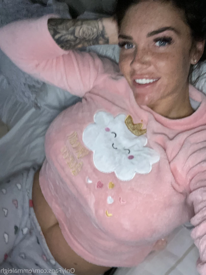 FRECKLES , ASS &amp; 36H NATURAL TITS [ emmaleigh ] Onlyfans leaked photo 13890788 on Hotleaks.tv