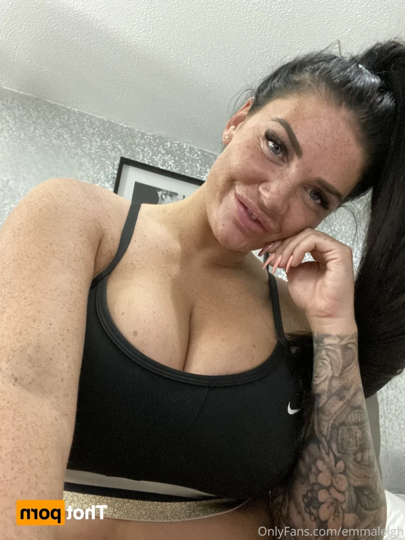 FRECKLES , ASS &amp; 36H NATURAL TITS [ emmaleigh ] Onlyfans leaked photo 14679903 on Hotleaks.tv