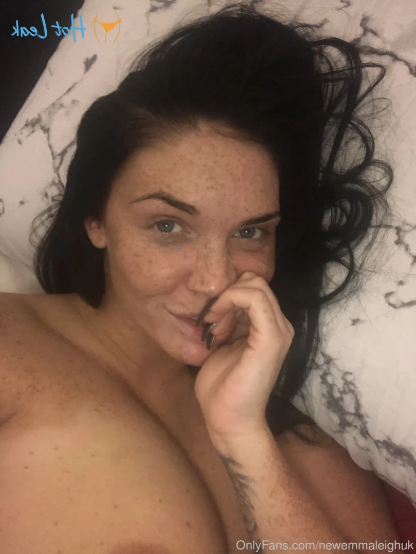 FRECKLES , ASS &amp; 36H NATURAL TITS [ emmaleigh ] Onlyfans leaked photo 14910442 on Hotleaks.tv