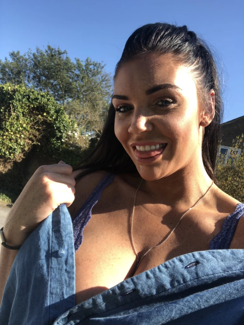 FRECKLES , ASS &amp; 36H NATURAL TITS [ emmaleigh ] Onlyfans leaked photo 14912305 on Hotleaks.tv