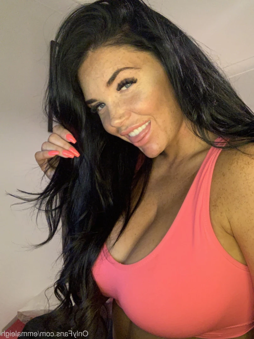 FRECKLES , ASS &amp; 36H NATURAL TITS [ emmaleigh ] Onlyfans leaked photo 15679070 on Hotleaks.tv