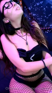 11018124