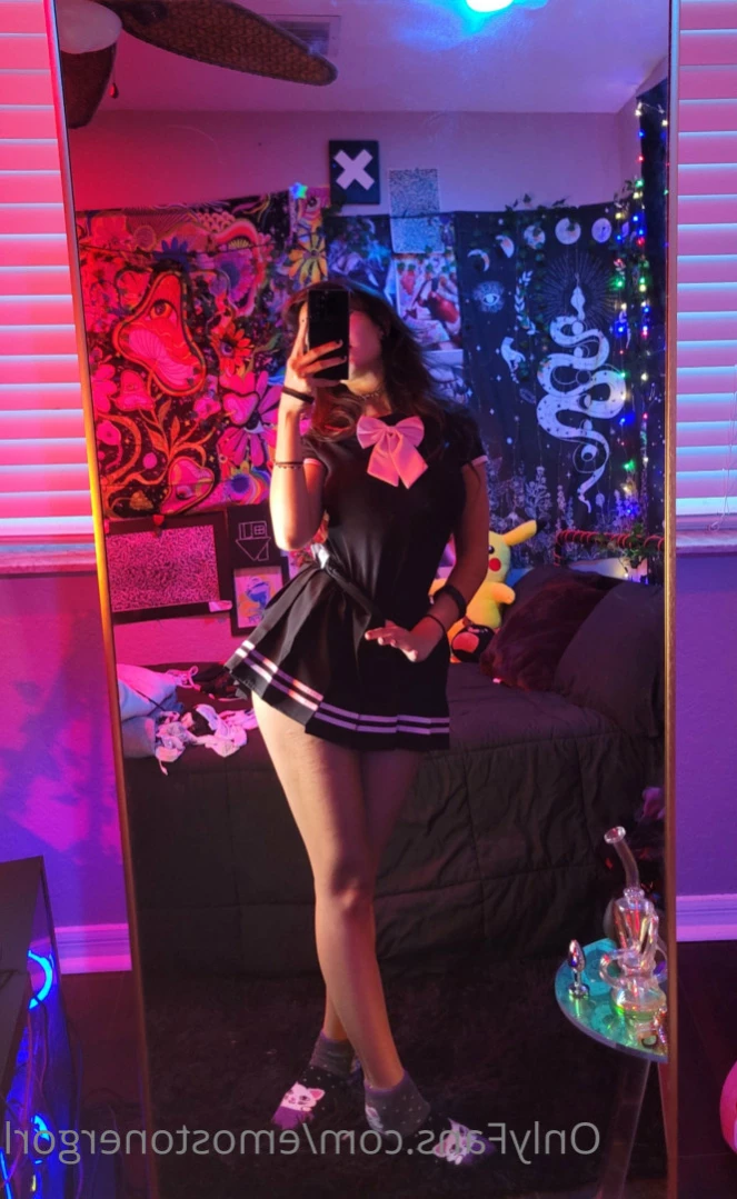 Starcaster 🖤 [ emostonergorl ] Onlyfans leaked photo 13984342 on Hotleaks.tv