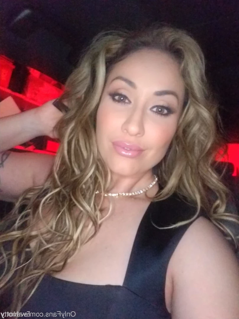 evabnotty Onlyfans leaked photo 11760100 on Hotleaks.tv