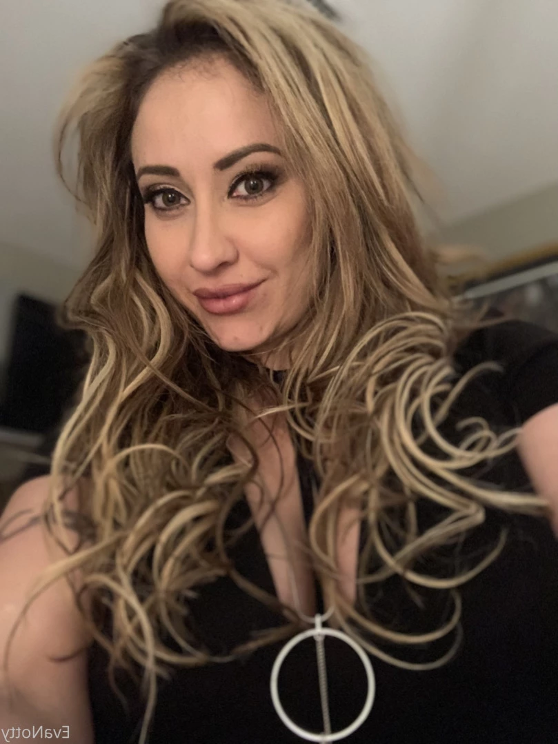 evabnotty Onlyfans leaked photo 16207983 on Hotleaks.tv