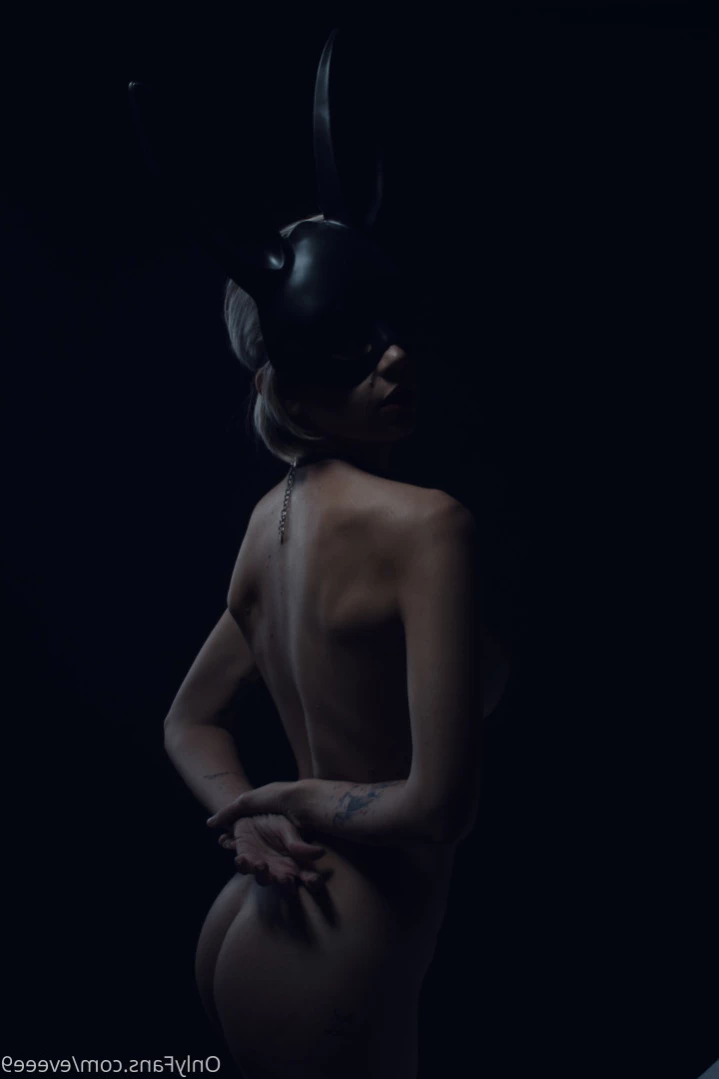 Evelyn [ eveee9 ] Onlyfans leaked photo 12217257 on Hotleaks.tv