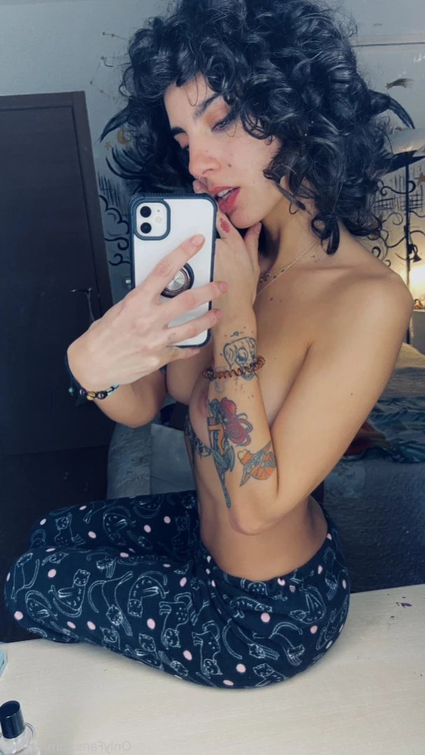 Evelyn [ eveee9 ] Onlyfans leaked photo 13086469 on Hotleaks.tv