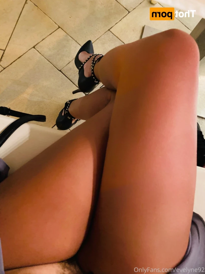 evelyne92 Onlyfans leaked photo 11657162 on Hotleaks.tv