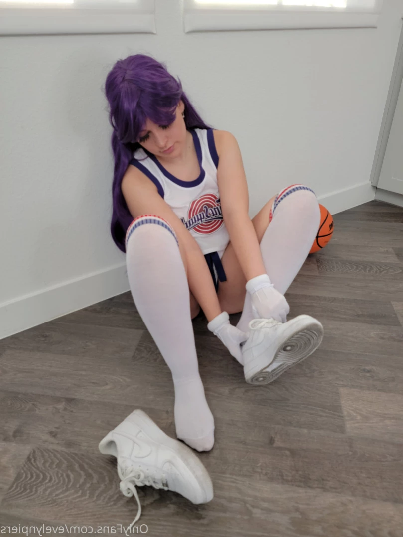 Evie [ evelynpiers ] Onlyfans leaked photo 10963944 on Hotleaks.tv