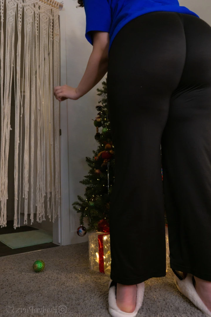 Evie [ evelynpiers ] Onlyfans leaked photo 12399197 on Hotleaks.tv