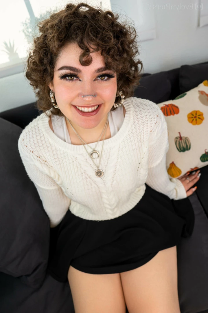 Evie [ evelynpiers ] Onlyfans leaked photo 12402338 on Hotleaks.tv