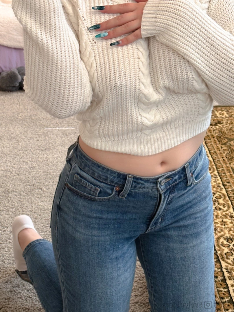Evie [ evelynpiers ] Onlyfans leaked photo 12413749 on Hotleaks.tv
