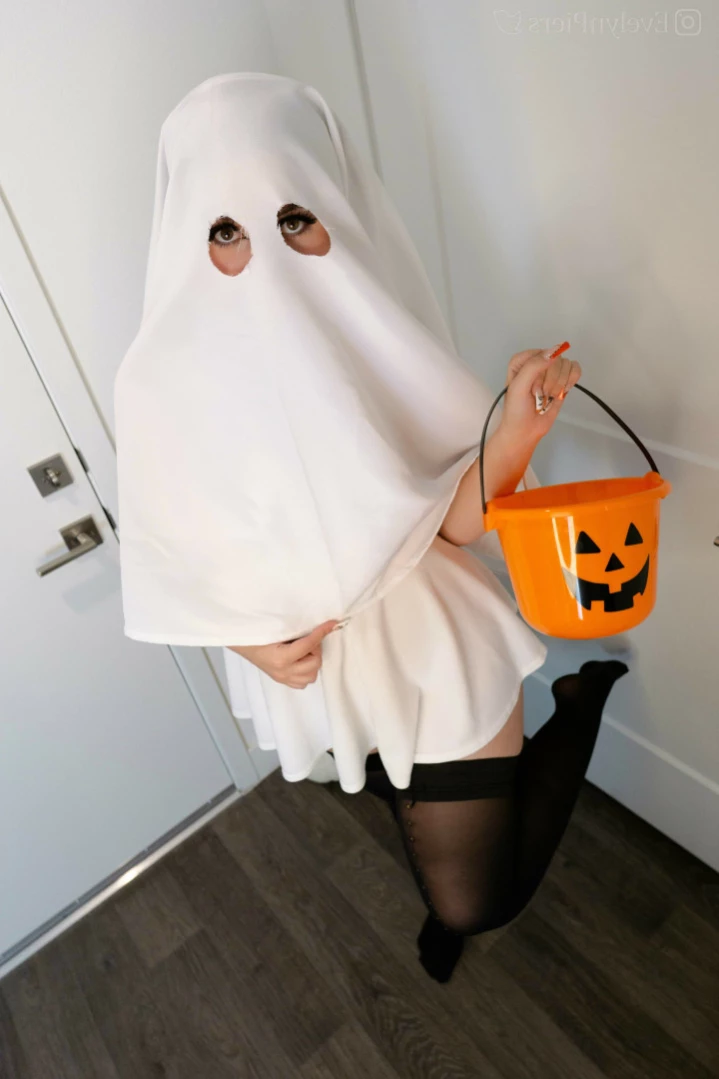 Evie [ evelynpiers ] Onlyfans leaked photo 12414283 on Hotleaks.tv