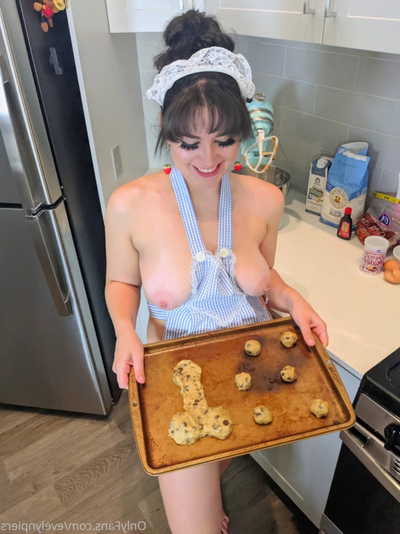 Evie [ evelynpiers ] Onlyfans leaked photo 12853184 on Hotleaks.tv