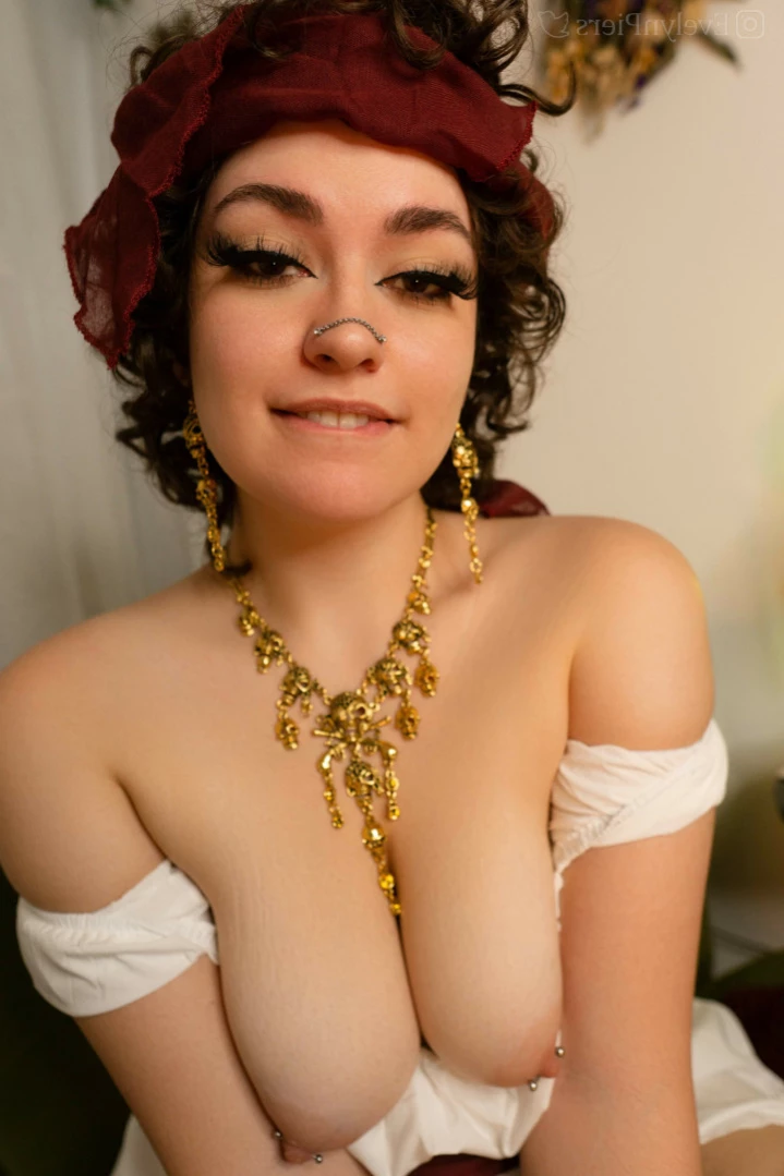 Evie [ evelynpiers ] Onlyfans leaked photo 13959216 on Hotleaks.tv