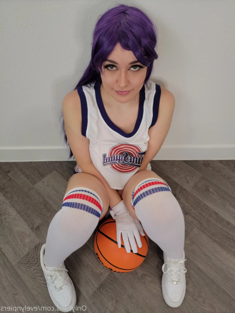 Evie [ evelynpiers ] Onlyfans leaked photo 14258008 on Hotleaks.tv