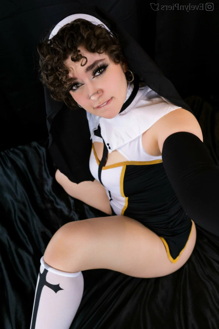 Evie [ evelynpiers ] Onlyfans leaked photo 15490745 on Hotleaks.tv
