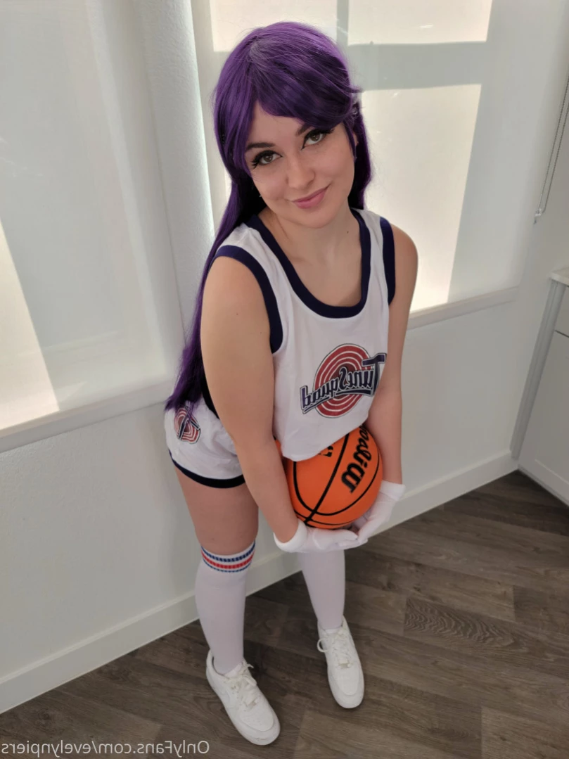 Evie [ evelynpiers ] Onlyfans leaked photo 15491915 on Hotleaks.tv