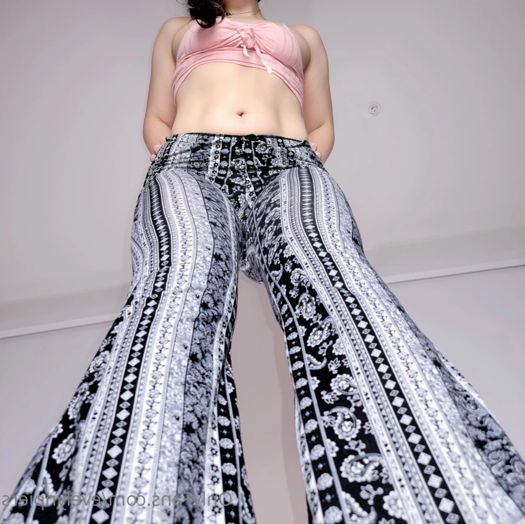 Evie [ evelynpiers ] Onlyfans leaked photo 16148490 on Hotleaks.tv
