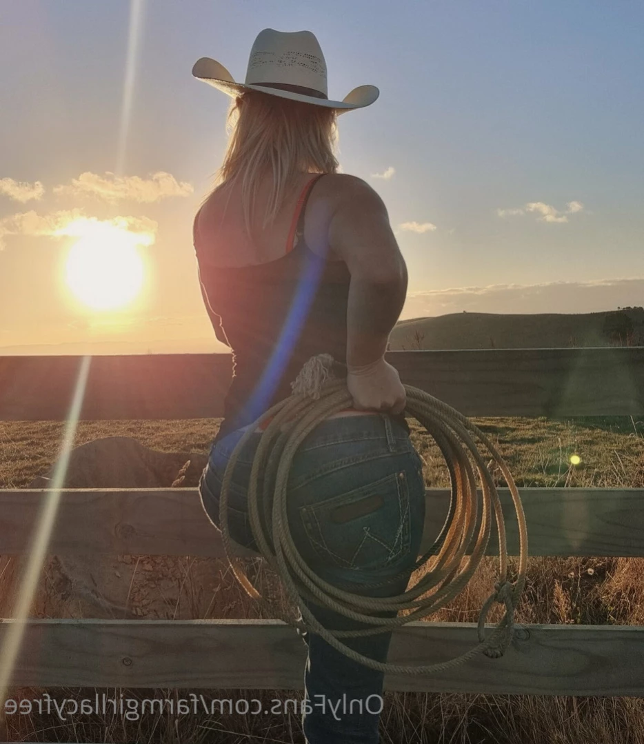 Lacy 👩🏼‍🌾 [ farmgirllacyfree ] Onlyfans leaked photo 13743888 on Hotleaks.tv