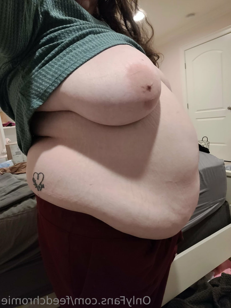 Chromie // Jigglybellysoftheart [ feedchromie ] Onlyfans leaked photo 11943657 on Hotleaks.tv