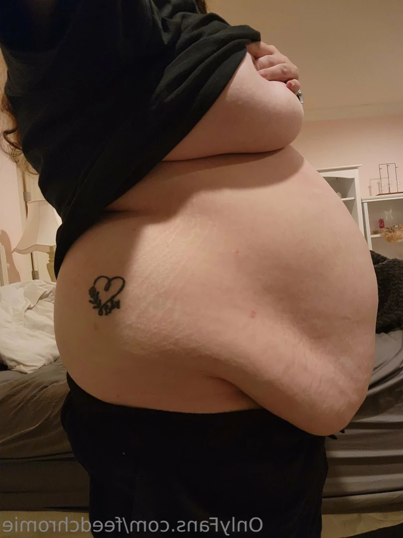 Chromie // Jigglybellysoftheart [ feedchromie ] Onlyfans leaked photo 12401514 on Hotleaks.tv