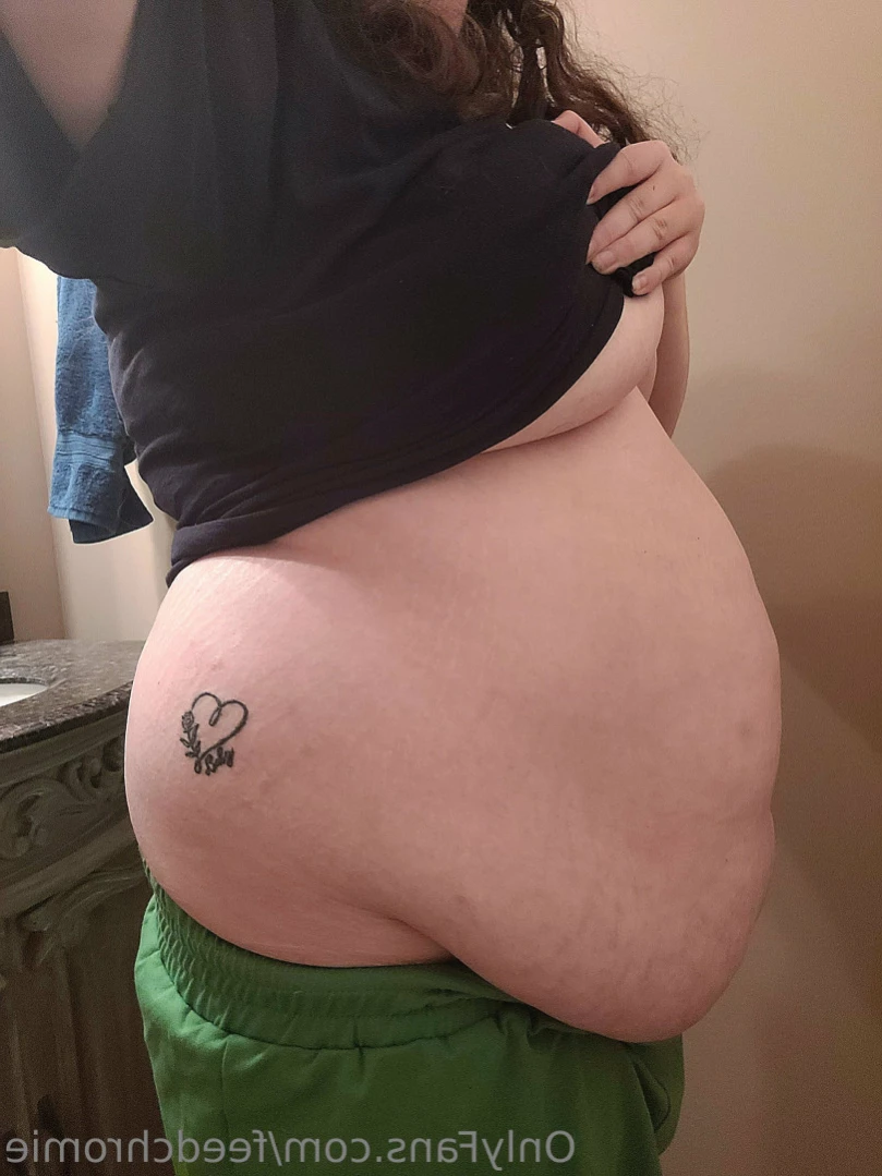 Chromie // Jigglybellysoftheart [ feedchromie ] Onlyfans leaked photo 15902557 on Hotleaks.tv
