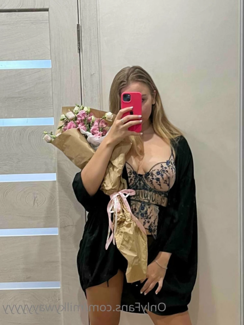 flora_belll Onlyfans leaked photo 12451744 on Hotleaks.tv