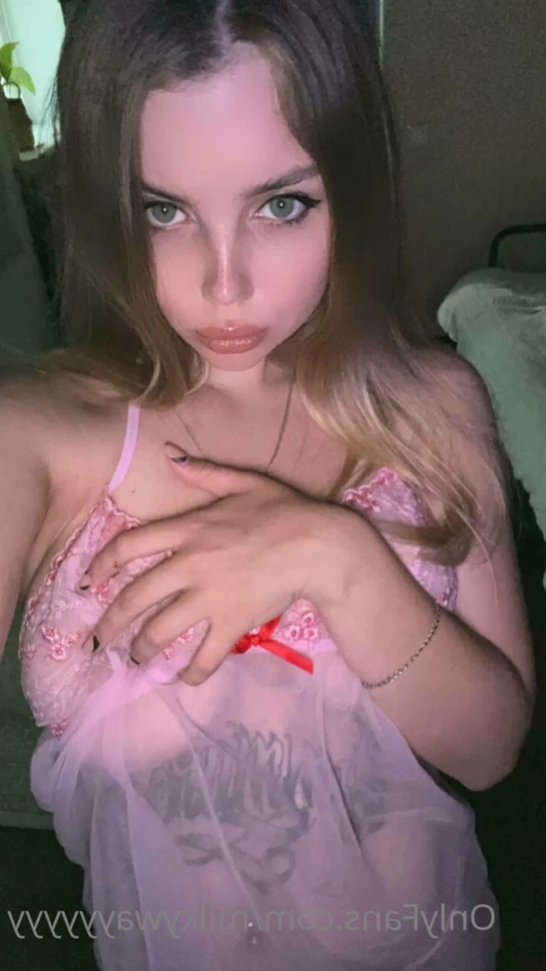 flora_belll Onlyfans leaked photo 12728465 on Hotleaks.tv