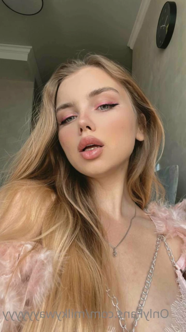 flora_belll Onlyfans leaked photo 15718663 on Hotleaks.tv