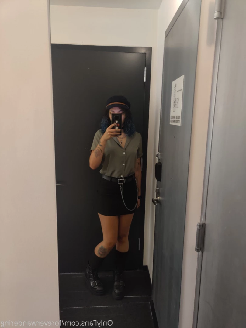 al [ foreverwandering ] Onlyfans leaked photo 14952725 on Hotleaks.tv