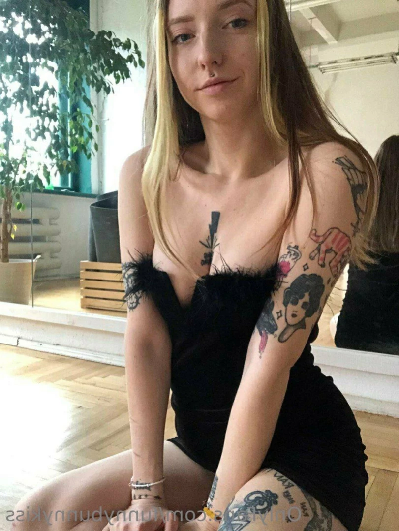 Funny_Bunny 💋🔞 [ funnybunnykiss ] Onlyfans leaked photo 14276070 on Hotleaks.tv